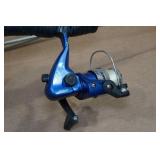 *2* Ice Fishing Poles and Scoop *2* Ice Fishing Poles and Scoop