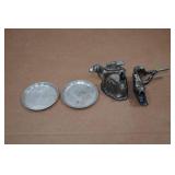 Vintage Hunter & Dog Lighter with 2 Metal Ashtrays Vintage Hunter & Dog Lighter with 2 Metal Ashtrays
