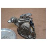 Vintage Hunter & Dog Lighter with 2 Metal Ashtrays Vintage Hunter & Dog Lighter with 2 Metal Ashtrays