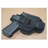 Glock 19 Gen 2 9mm Semi-Auto Pistol - 2 Magazines Glock 19 Gen 2 9mm Semi-Auto Pistol - 2 Magazines