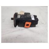 Parker Hydraulic Pump Model 325-9222-051 with Shaft and Mounting Flange