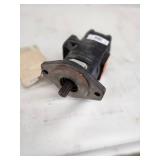 Parker Hydraulic Pump Model 325-9222-051 with Shaft and Mounting Flange