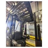 Raymond 9600 Swing-Reach Truck