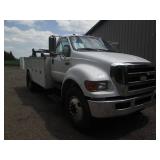 2010 Ford F750 Super Duty Truck