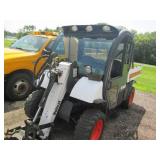 Bobcat 5600 4 x 4 Dump Skid Steer