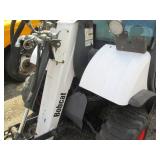 Bobcat 5600 4 x 4 Dump Skid Steer