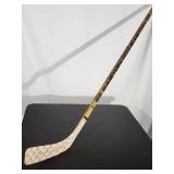 Autographed Hockey Stick by St Louis Blues HOF Great "Brett Hull" No COA