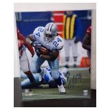 Autographed Photo by Dallas Cowboys Running Back Great "Marion Barber III" with COA