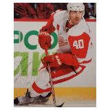 Framed Autographed Photo by Detroit Red Wings Great "Henrik Zetterberg" No COA