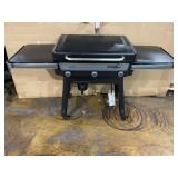 Traeger Flatrock 3-Burner Zone Grill, Propane Black Flat Top Griddle