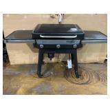 Traeger Flatrock 3-Burner Zone Grill, Propane Black Flat Top Griddle