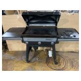 Traeger Flatrock 3-Burner Zone Grill, Propane Black Flat Top Griddle