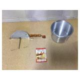 Wabash Family Farms Whirley-Pop 6 Qt Popcorn Popper with Metal Gears Aluminum with Wooden Handle