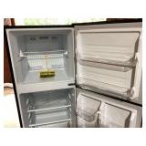 Vissani 10.1 cu. ft. Top Freezer Refrigerator in Black