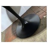 Modern Round Tulip Table with Wood Top and Metal Pedestal Base