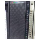 Vintage Sony Trinitron Color TV Model KV-1917 1984 Retro Gaming