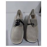 Vintage Hush Puppies Suede Shoes 9N Friendly Fawn