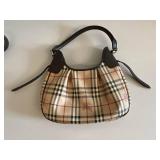 Burberry Shoulder Bag - Iconic Check Pattern Made in Italy