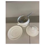 Elegant White Ceramic Soup Tureen Set with Ladle