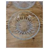 Set of 8 Glass Bowls with Starburst Pattern