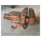 Bench Vise