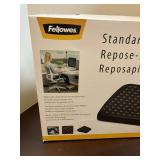 Fellowes Footrest