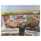 (EW4) Assorted Kitchen - Little Dip...