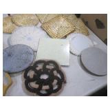 (EW4) Assortment of Hot Pads...