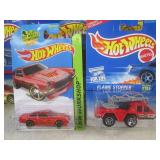 (EC1) Assorted Hot Wheels in Packag...