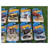 24 Hot Wheels