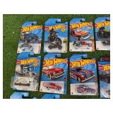24 Hot Wheels