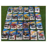24 Hot Wheels