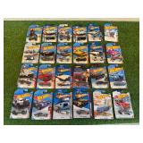 24 Hot Wheels