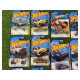 24 Hot Wheels