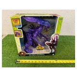 Alien Queen Giant Poseable Action Creature