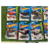 24 Hot Wheels
