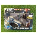 Star Wars Attack Recon Fighter with Anakin Skywalker