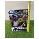 Star Wars Transformers Darth Vade to Star Destroyer
