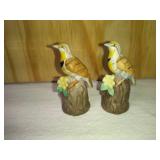 2 Ceramic Lefton Snow Birds Thimbles