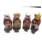 Set of 4 Bisque Pig on Barn Thimbles