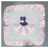 Pink Sunbonnet Quilt with Pillow Sham Full/Twin 80"X99"  Hand Stitched.