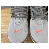 2 Pairs of Nike Presto Shoes Size Youth 6