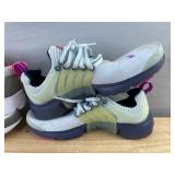 2 Pairs of Nike Presto Shoes Size Youth 6
