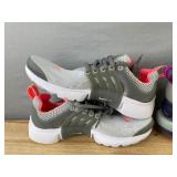2 Pairs of Nike Presto Shoes Size Youth 6