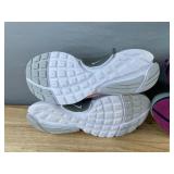 2 Pairs of Nike Presto Shoes Size Youth 6
