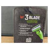 7 Brand New Walgreens 3 Blade Disposable Razors for Sensitive Skin