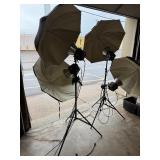 Studio Flash Equipment - Works!