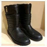 Ugg Aviva Embossed Size 7 Boots