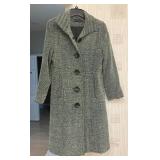 Lynn Yarrington Size Small Coat