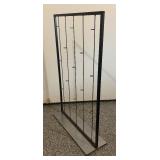 Fantastic Metal Flower Wall Stand